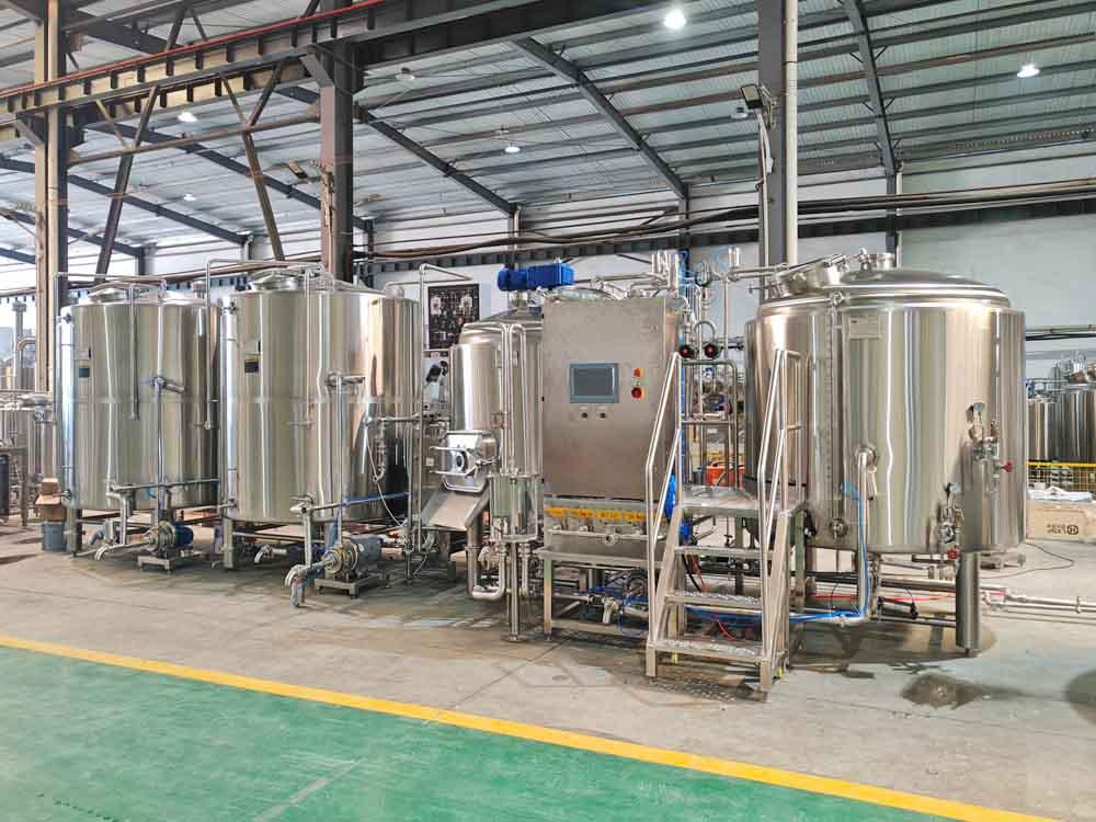 1800L BREWERY EQUIPMENT SETUP IN ITALY